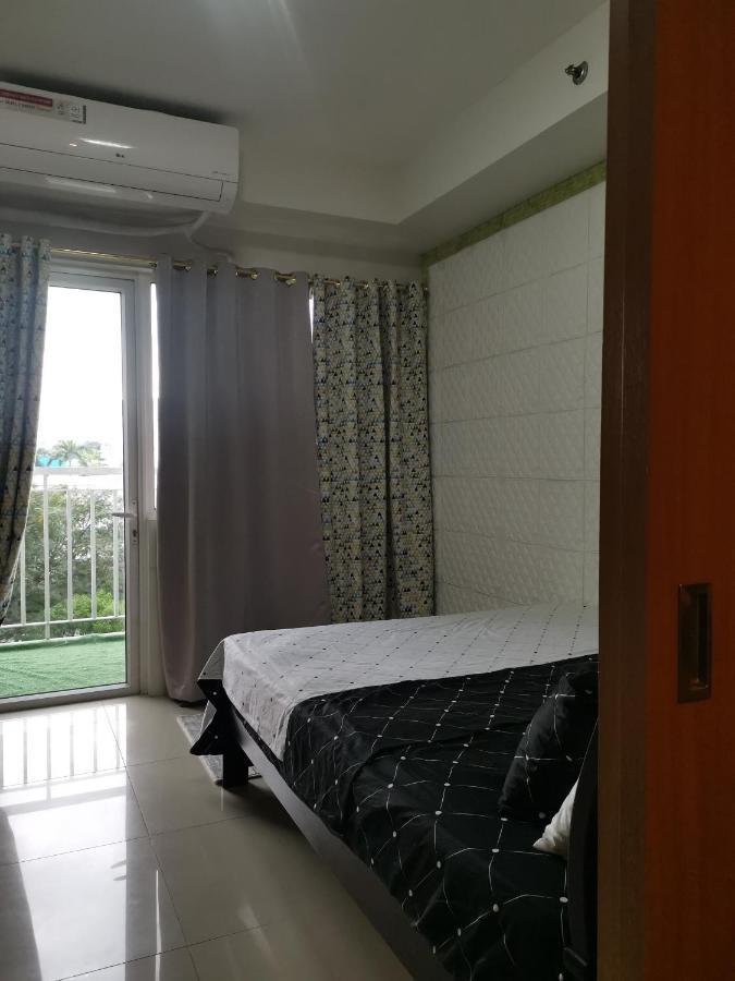 455B Shell Spacious Room Moa City View Manila Exterior photo